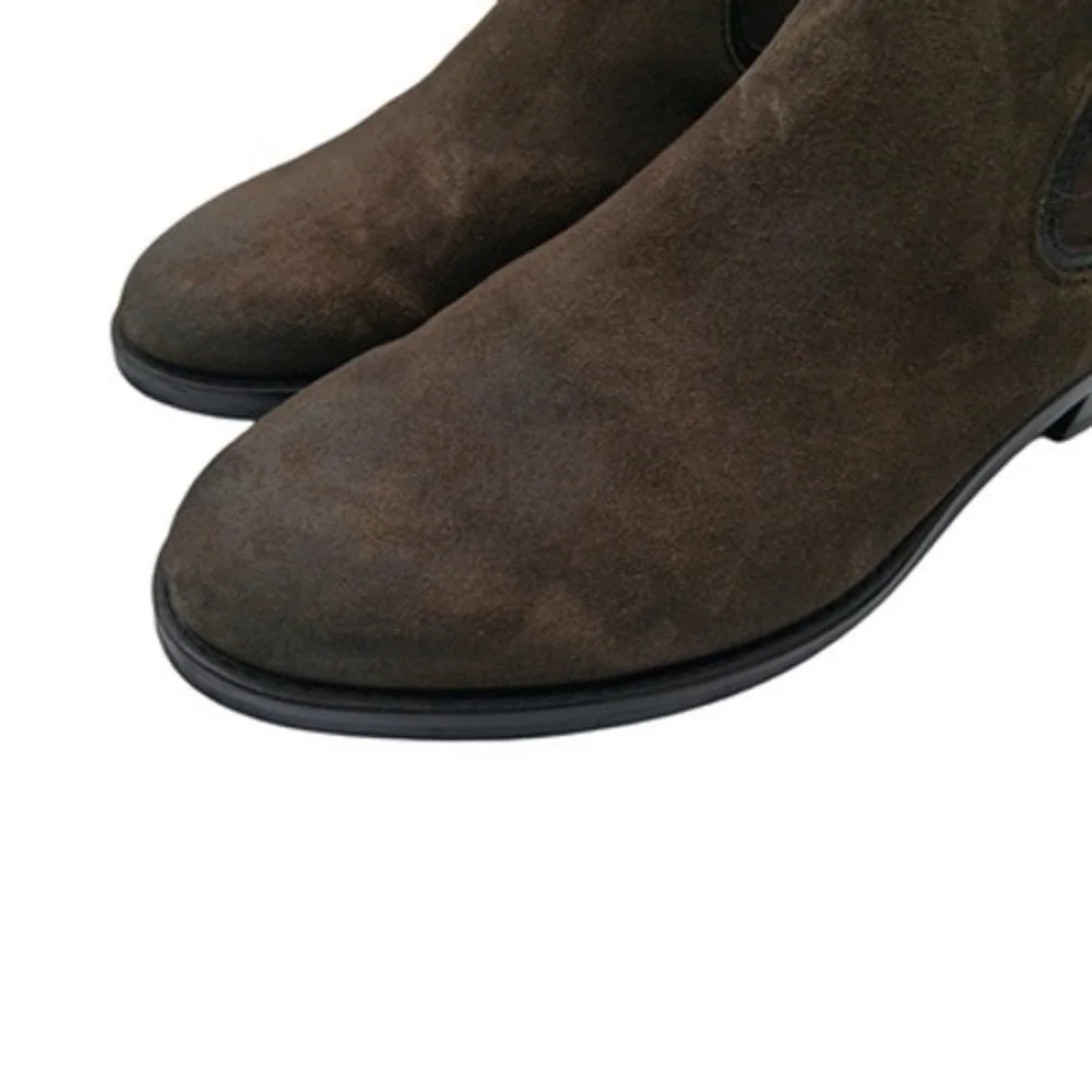 Thursday Boot Co Chelsea Boots Womens Size 7.5 Brown Suede Pull On Ankle Casual